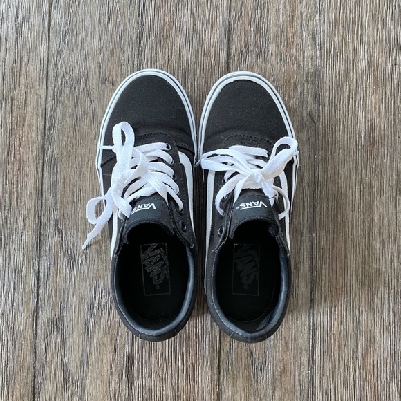 Womens Vans - Picture 8 of 9